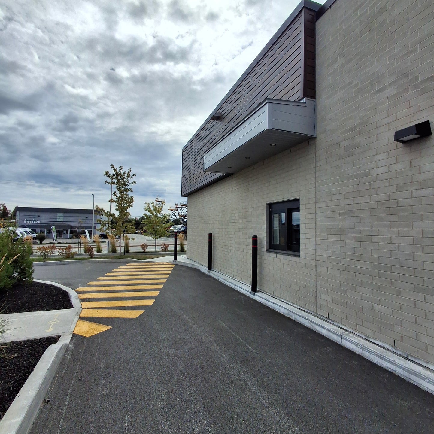 4700 Boul de Portland Suite 900-A, Sherbrooke, QC J1L 0H6